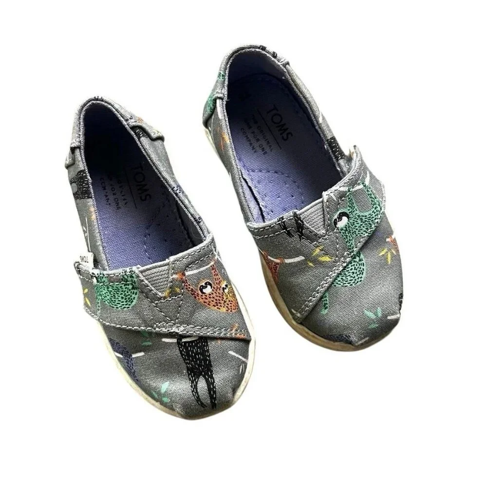 Toms Gray Toddler Sloth Print Shoes Size 5